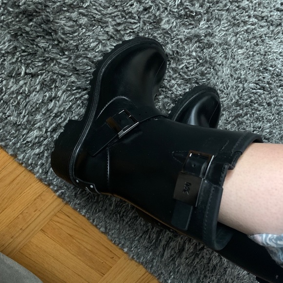 Michael Kors rubber rain boots - Picture 9 of 10